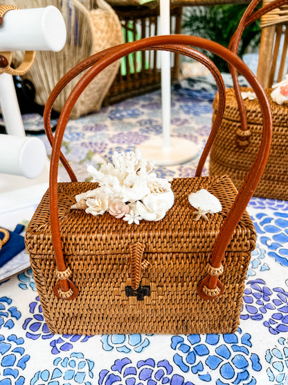 Seashell handbags by Designs by Kathryn Kelley Perkins - Coastal Brahmin
