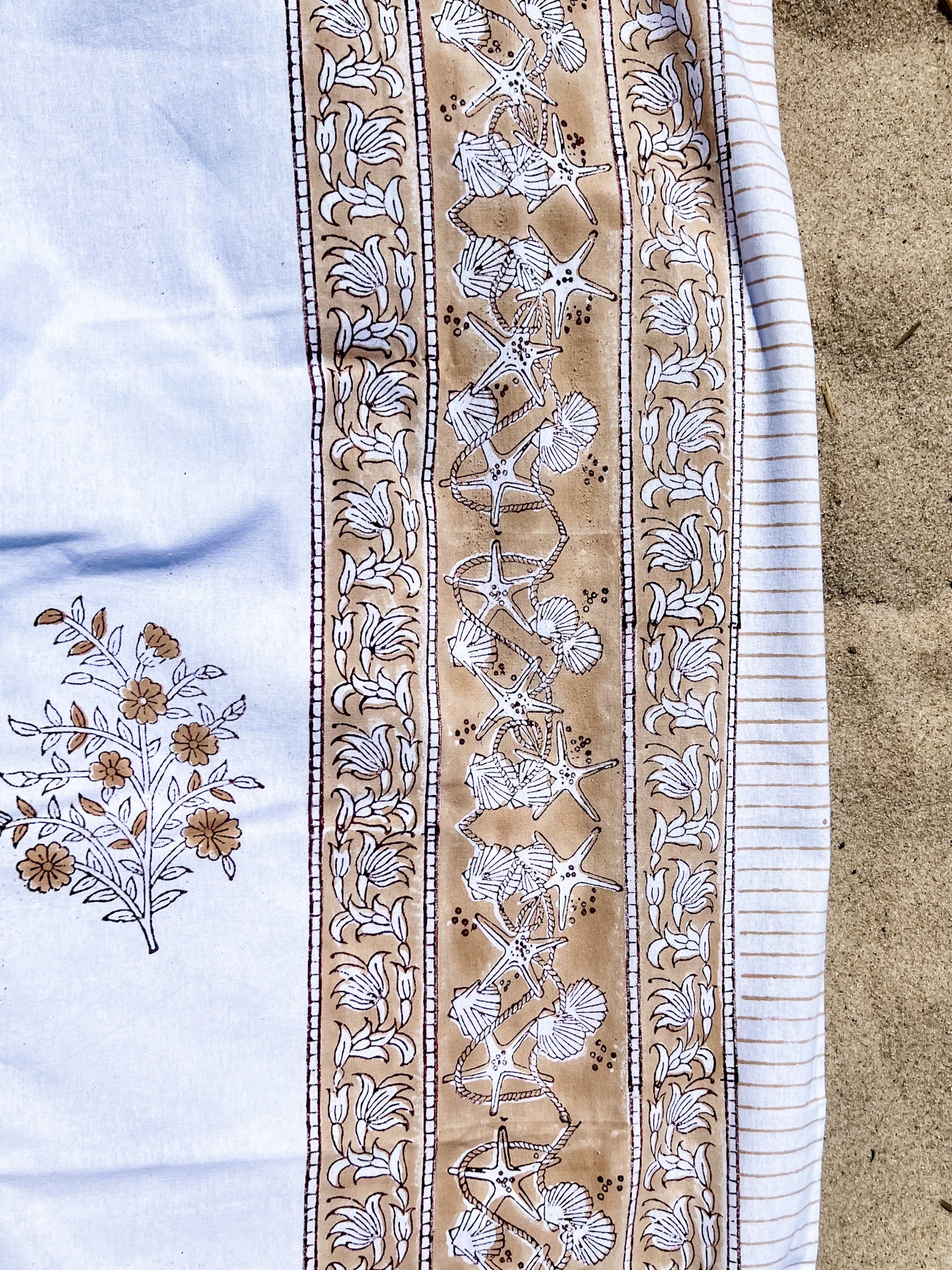 Brewster Tablecloth - Coastal Brahmin