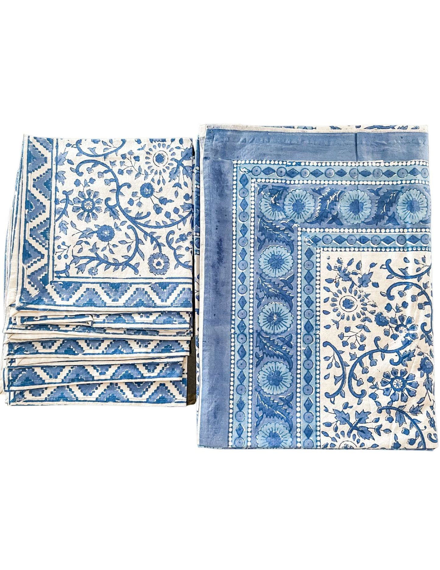 Old Saybrook Tablecloth and Napkins - Coastal Brahmin